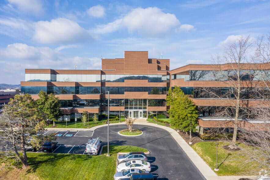 155 Franklin Rd, Brentwood, TN à louer - Photo de l’immeuble – Image 2 sur 6