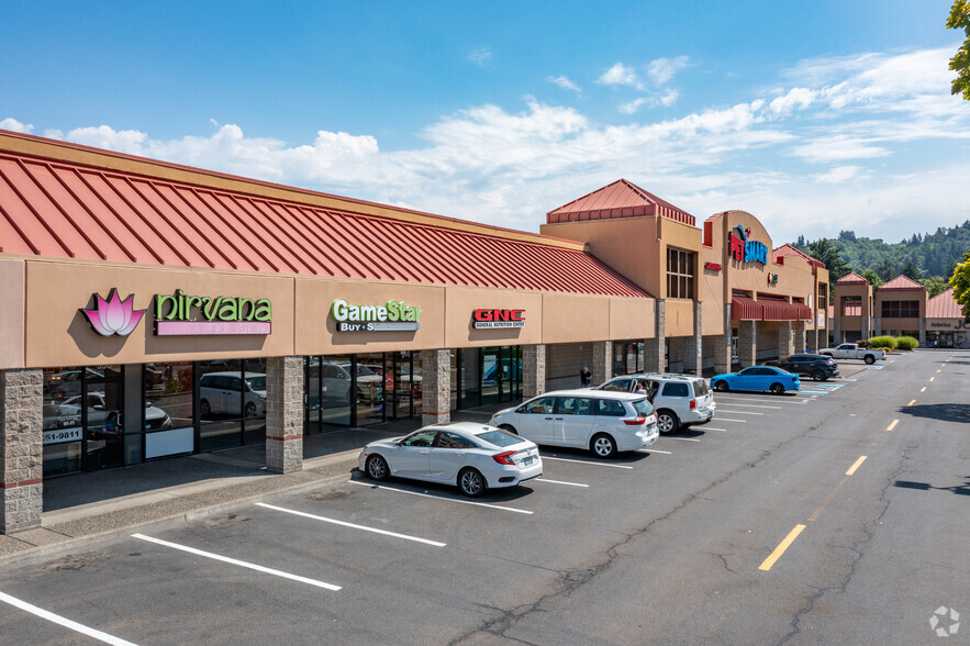 300-900 NW Eastman Pky, Gresham, OR à louer - Photo de l’immeuble – Image 3 sur 24