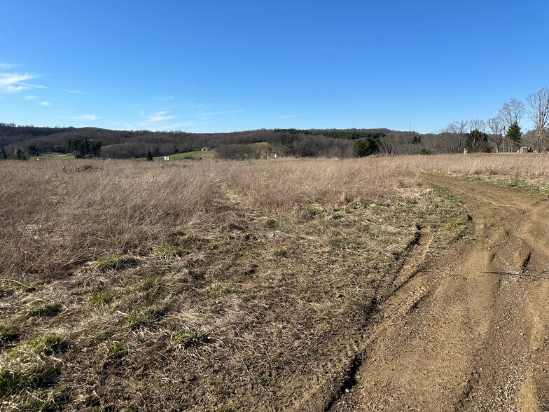 3004 Flat Top Rd, Ghent, WV à vendre - Photo de l’immeuble – Image 2 sur 5