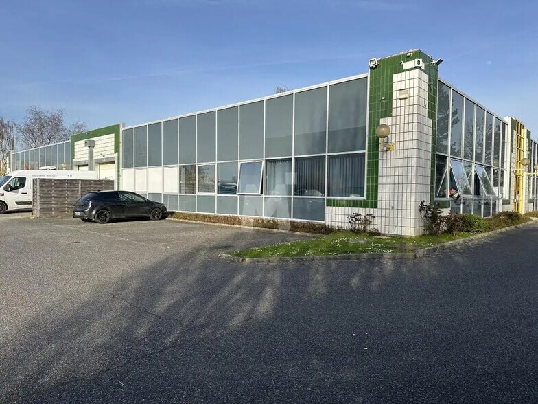 Bureau dans Villebon-sur-Yvette à louer - Photo de l’immeuble – Image 2 sur 8
