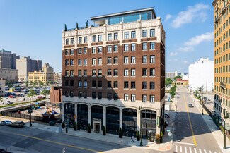 Plus de détails pour 2233 Park Ave, Detroit, MI - Logement à vendre