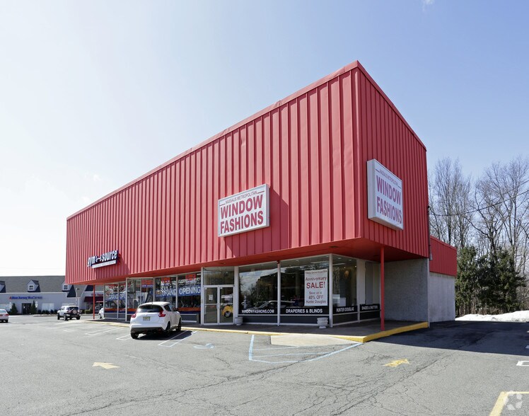 799 N State Rt 17, Paramus, NJ à louer - Photo principale – Image 2 sur 4