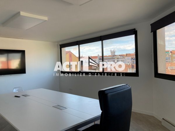 Bureau dans Perpignan à louer - Photo intérieure – Image 1 sur 4