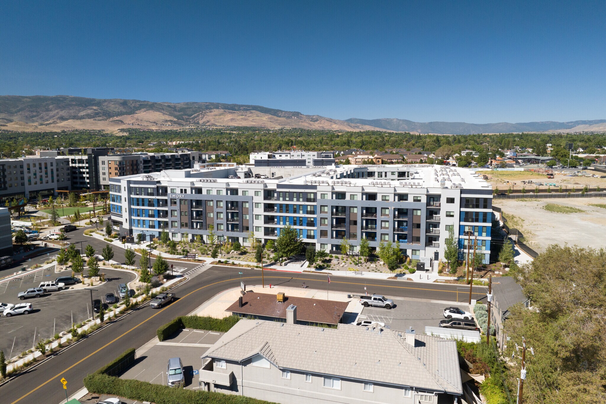 2020 Red Dr, Reno, NV à louer Photo de l’immeuble– Image 1 sur 2