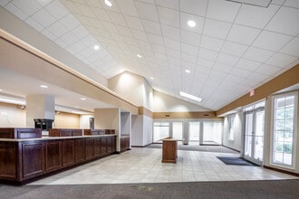 301 N C M Allen Pkwy, San Marcos, TX à louer Photo intérieure– Image 2 sur 19