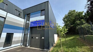 Plus de détails pour Local d'activités à louer