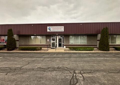 2111 Northwinds Dr, Dyer, IN à louer - Photo de l’immeuble – Image 1 sur 1