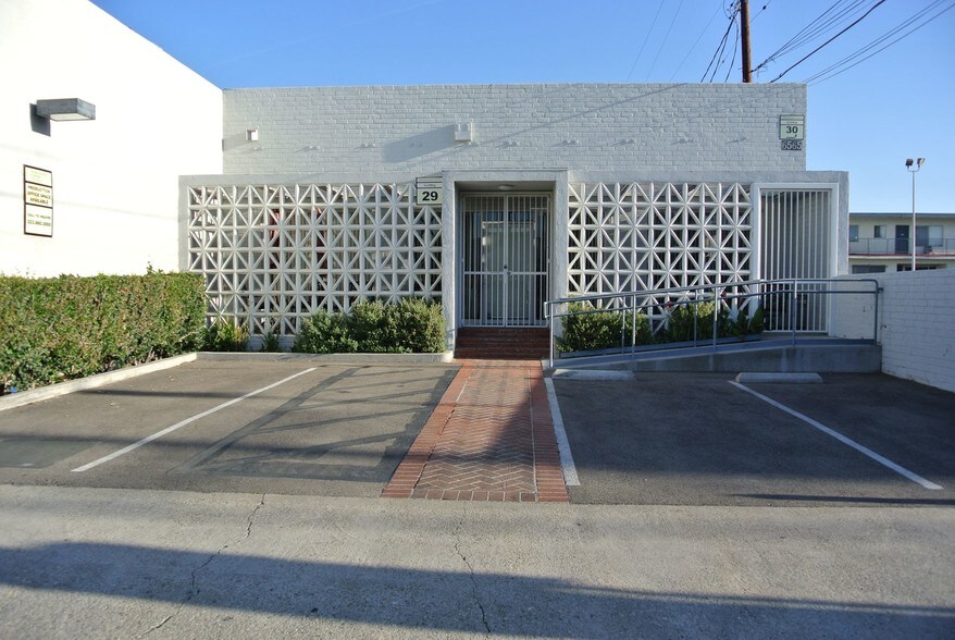 1000 Seward St, Los Angeles, CA à vendre - Photo de l’immeuble – Image 2 sur 2