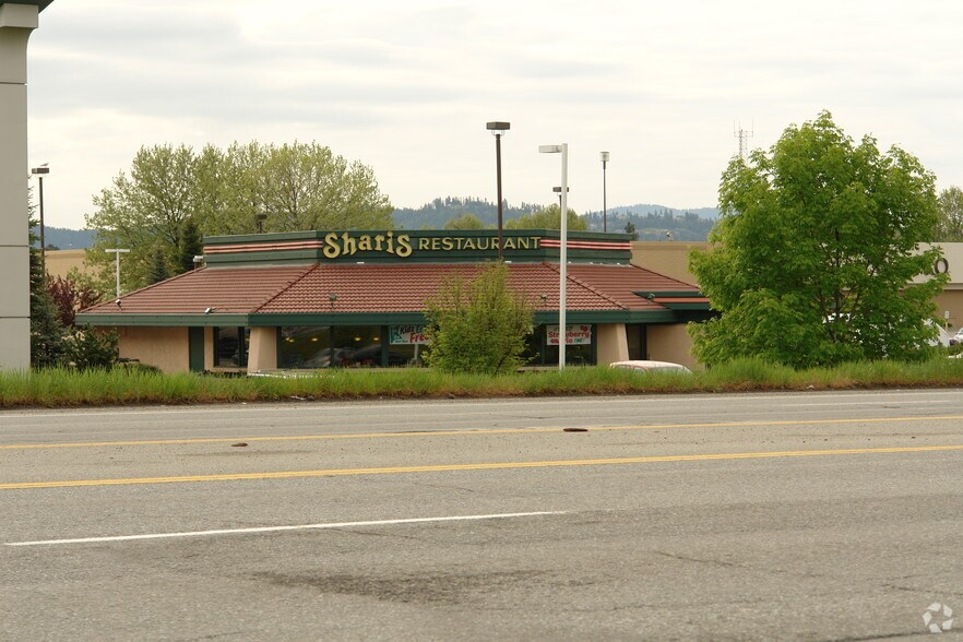 217 W Ironwood Dr, Coeur d'Alene, ID à louer - Photo de l’immeuble – Image 2 sur 24