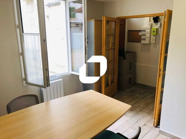 Bureau dans Vanves à vendre - Photo intérieure – Image 2 sur 9