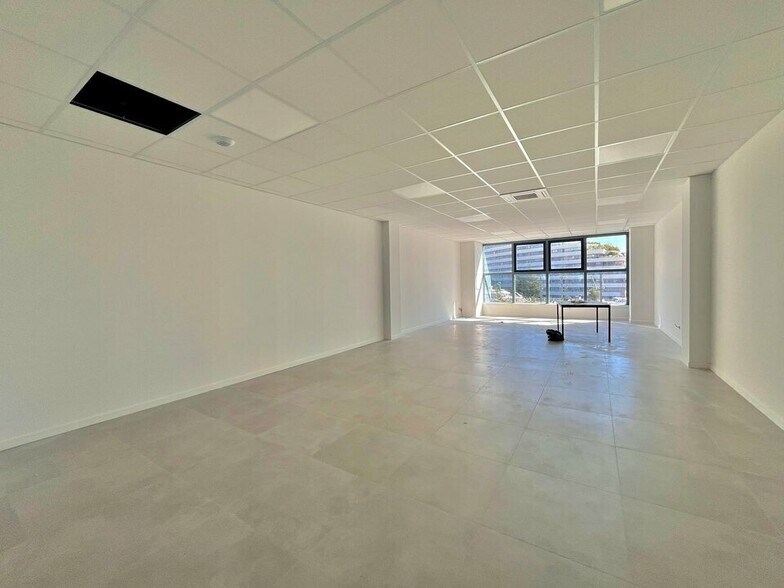 Bureau dans Villeneuve-Loubet à louer - Photo intérieure – Image 2 sur 4