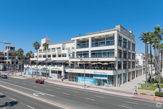 Plus de détails pour 300 Pacific Coast Hwy, Huntington Beach, CA - Différents types d’espaces à louer