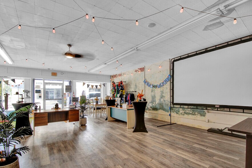 247 W Milam St, Wharton, TX à vendre - Photo intérieure – Image 2 sur 3