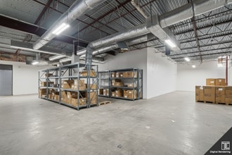 9809 Rowlett Rd, Houston, TX à louer Photo intérieure– Image 1 sur 3