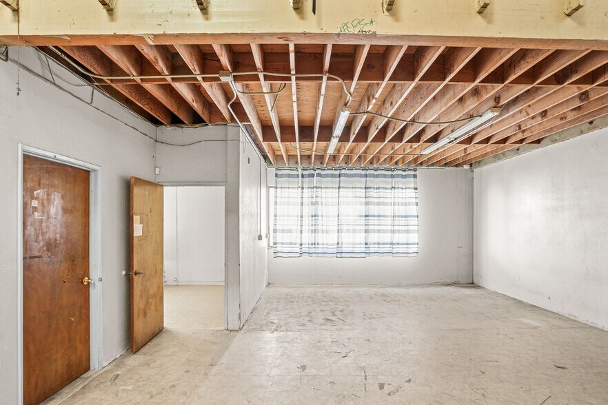 2346 Via Segundo, San Ysidro, CA à vendre - Photo de l’immeuble – Image 3 sur 19