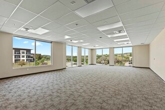 3239 N Loop 1604, San Antonio, TX à louer Photo intérieure– Image 1 sur 1