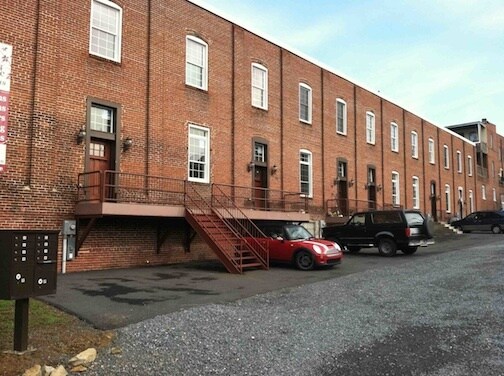 84 W Main St, Waynesboro, PA à vendre - Photo de l’immeuble – Image 2 sur 12