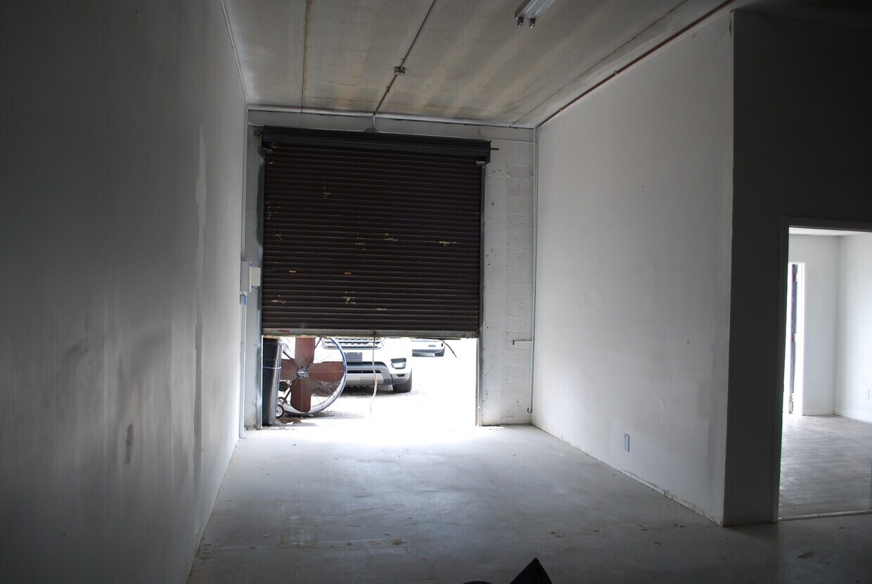 1900-1922 NW Mears Pky, Margate, FL à louer Photo intérieure– Image 1 sur 1