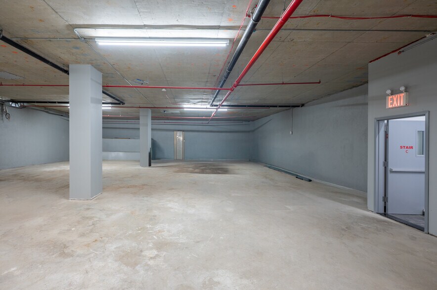 643 5th Ave, Brooklyn, NY à louer - Photo de l’immeuble – Image 3 sur 4