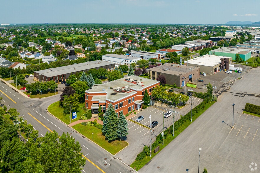 184 Rue De Normandie, Boucherville, QC à louer - Aérien – Image 2 sur 6