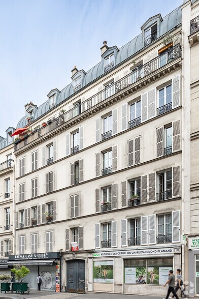 139 Rue Du Faubourg Saint-Denis, Paris à louer - Photo de l’immeuble – Image 2 sur 2