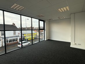 53-55 Nantwich Rd, Crewe à louer Photo intérieure– Image 1 sur 3