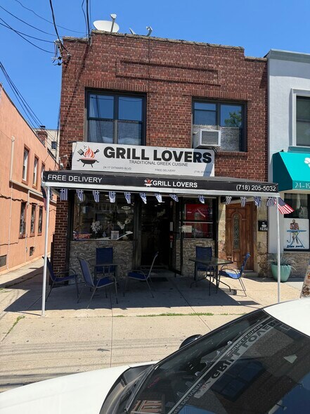 2417 Ditmars Blvd, Astoria, NY à louer - Photo de l’immeuble – Image 1 sur 13