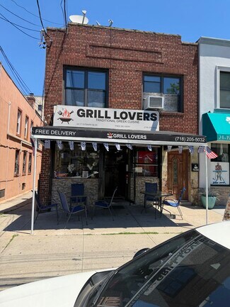Plus de détails pour 2417 Ditmars Blvd, Astoria, NY - Local commercial à louer