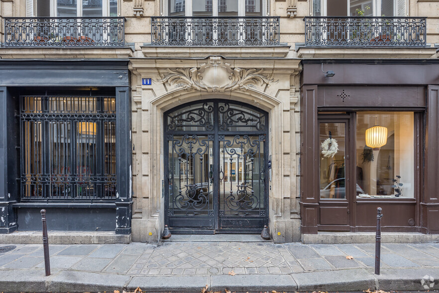 11 Rue Du Perche, Paris à louer - Photo de l’immeuble – Image 3 sur 3