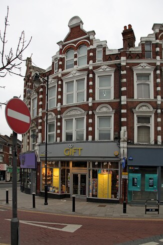 Plus de détails pour 14 Topsfield Para, Londres - Local commercial à louer