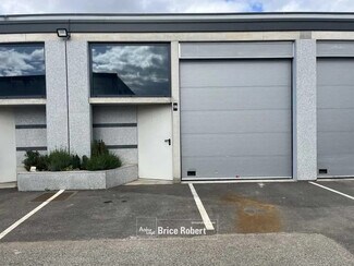 Plus de détails pour Bureau, Local d'activités à louer