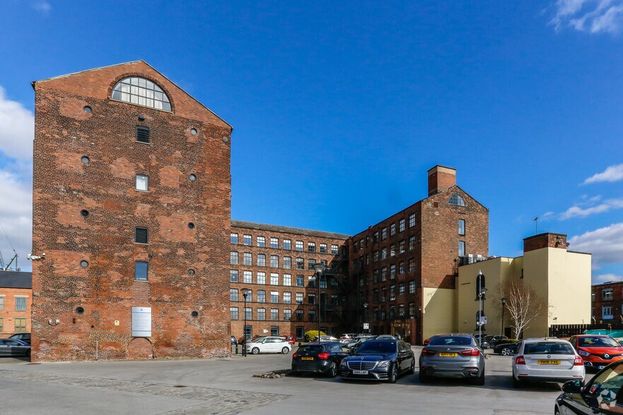 Marshall St, Leeds à louer - Photo de l’immeuble – Image 2 sur 4