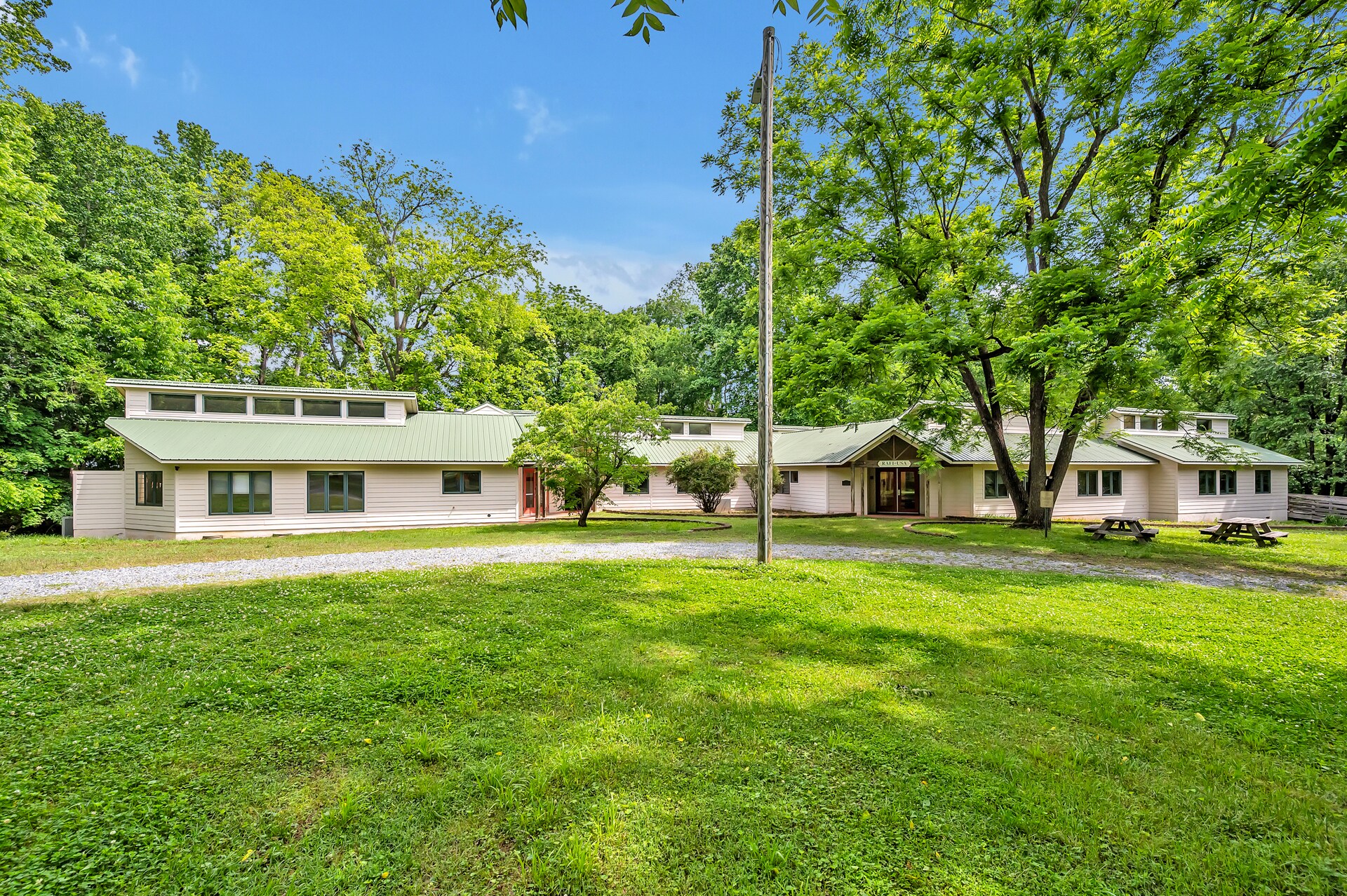 274 Pittsboro Elementary School Rd, Pittsboro, NC à vendre Photo principale– Image 1 sur 41