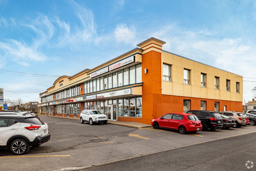 2152 Boul Lapinière, Brossard, QC à louer - Photo principale – Image 1 sur 4