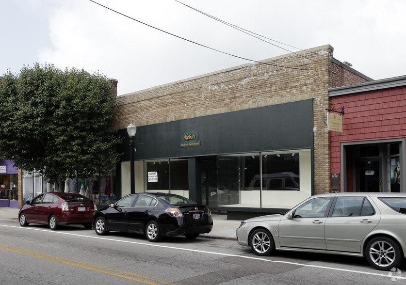 28-36 High St, Westerly, RI à louer - Photo de l’immeuble – Image 1 sur 4