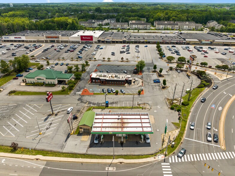 91-290 University Plz, Newark, DE à louer - Photo de l’immeuble – Image 3 sur 11