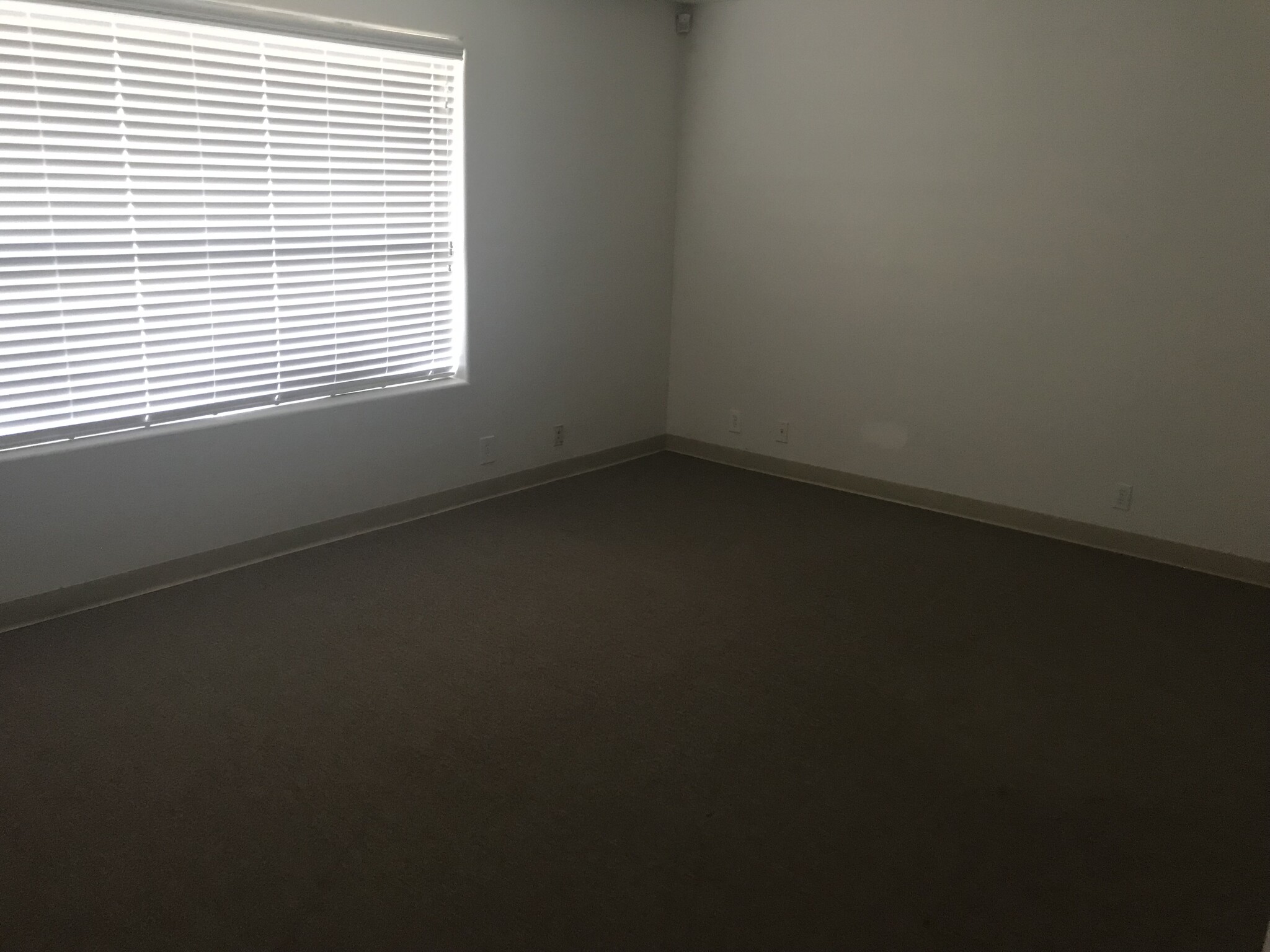 2307 W Houston Ave, Apache Junction, AZ à louer Photo de l’immeuble– Image 1 sur 5