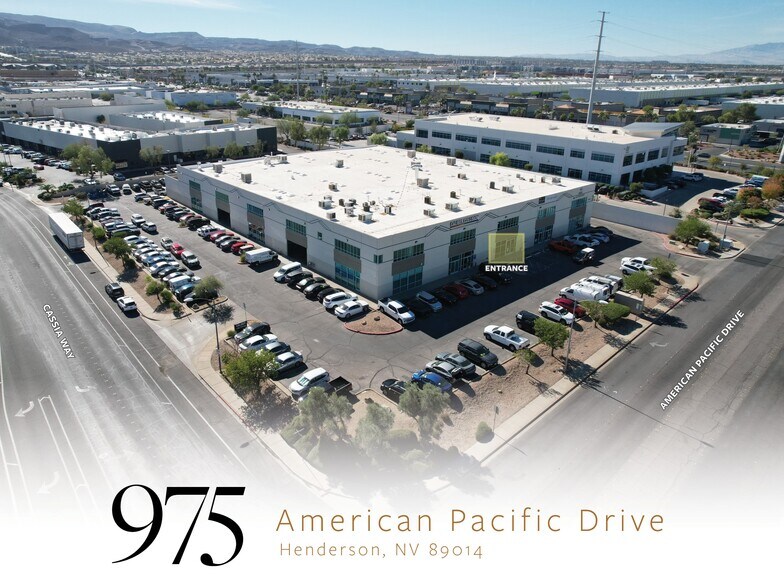 975 American Pacific Dr, Henderson, NV à louer - Photo principale – Image 1 sur 9