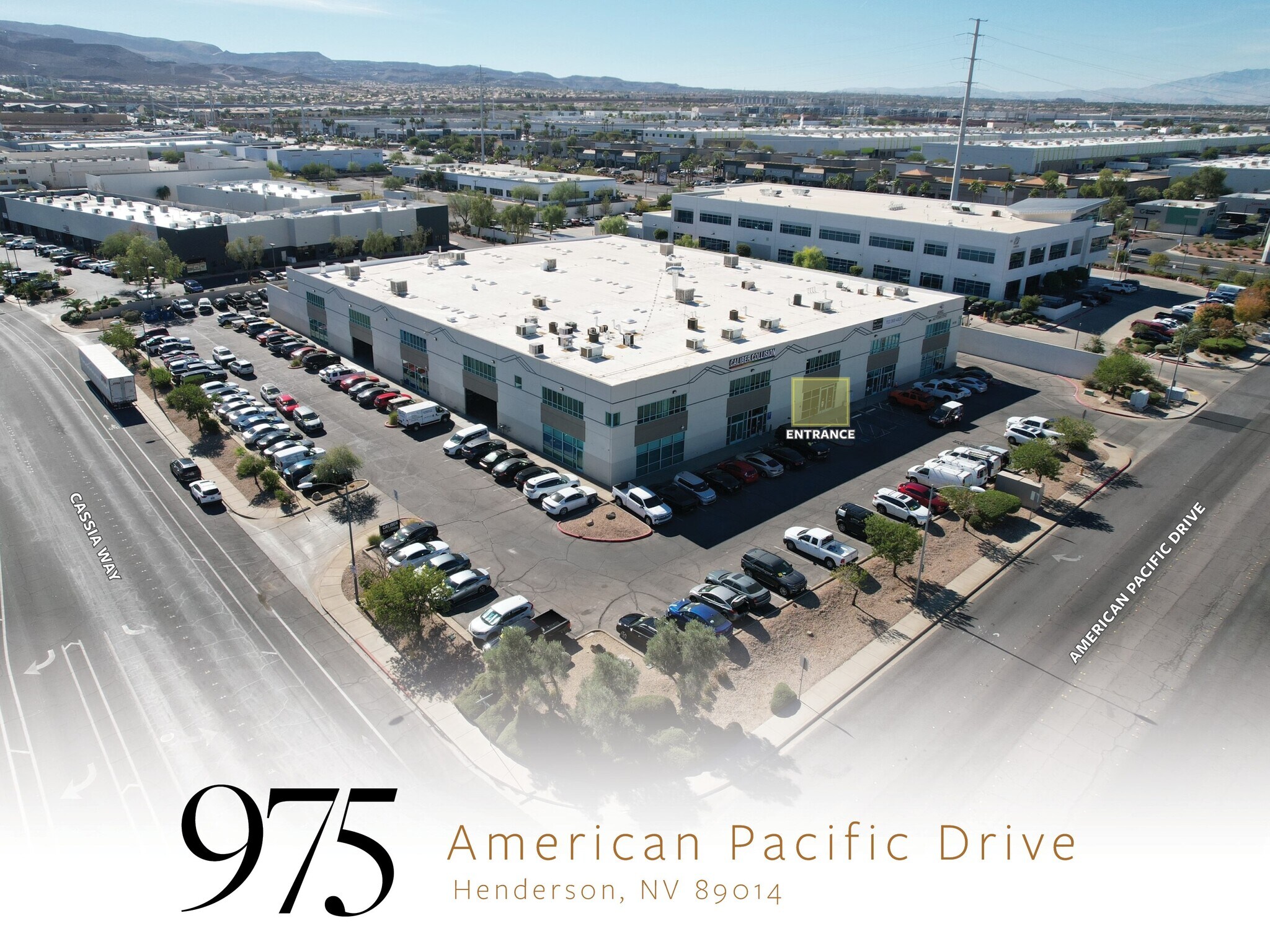 975 American Pacific Dr, Henderson, NV à louer Photo principale– Image 1 sur 10