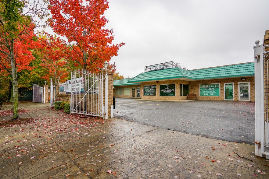 465 Belfield Ave, Staten Island, NY à louer - Photo de l’immeuble – Image 2 sur 14