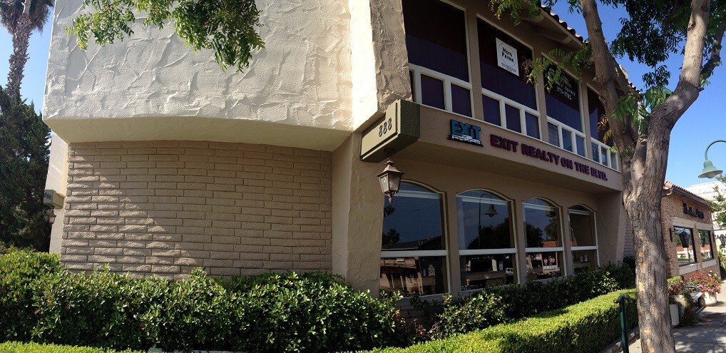 888 Thousand Oaks Blvd, Thousand Oaks, CA à louer Photo principale– Image 1 sur 11