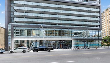 161-163 Eglinton Ave, Toronto, ON à louer Photo de l’immeuble– Image 2 sur 9