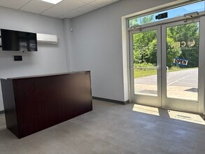 840 Biscayne Dr, Concord, NC à louer Photo intérieure– Image 2 sur 7