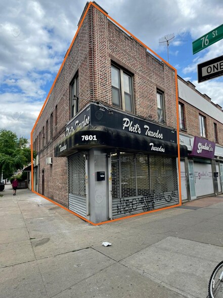 7601 New Utrecht Ave, Brooklyn, NY à louer - Photo principale – Image 1 sur 12