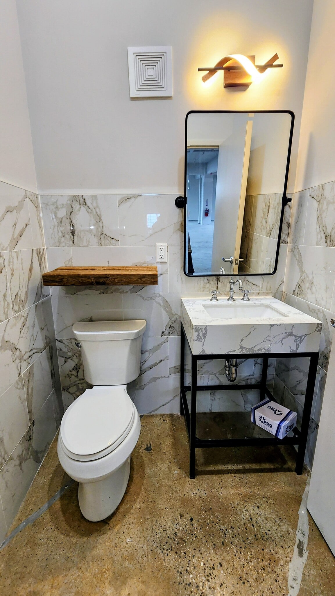 42-45 12th St, Long Island City, NY à louer Photo de l’immeuble– Image 1 sur 7