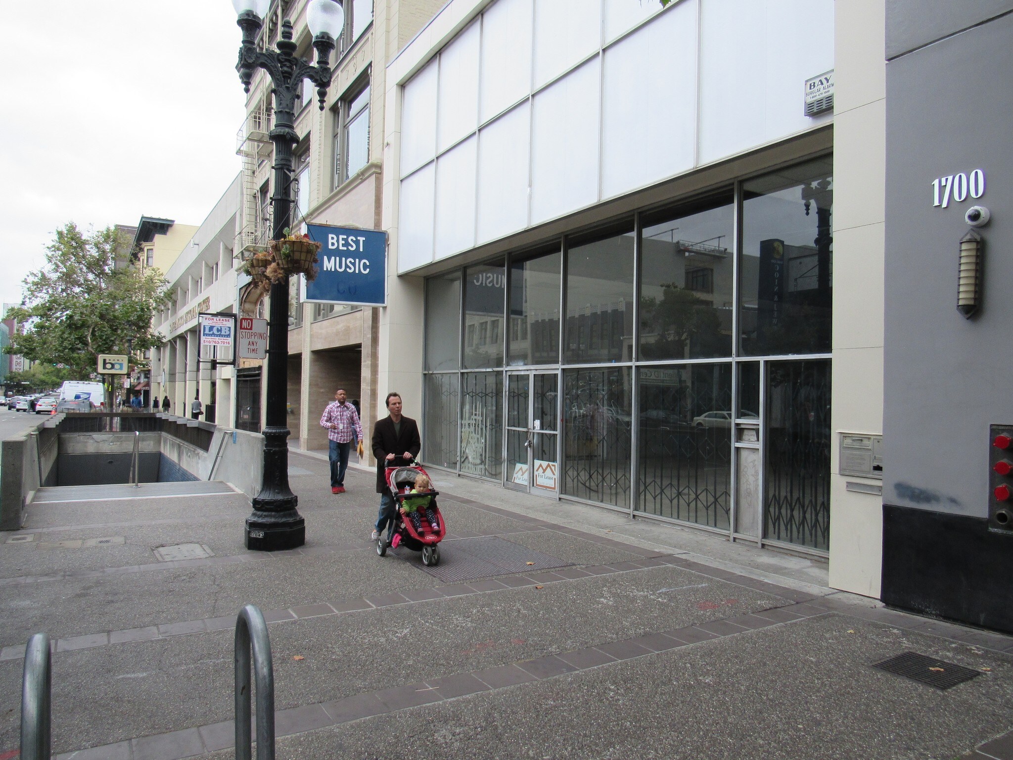 1716 Broadway, Oakland, CA à vendre Photo de l’immeuble– Image 1 sur 26