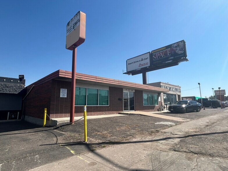 420 S Federal Blvd, Denver, CO à vendre - Photo de l’immeuble – Image 2 sur 38