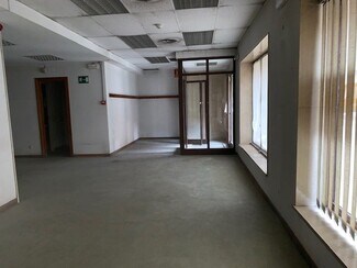Plus de détails pour Local commercial à louer