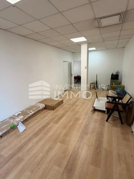 Local d’activités dans Massy à louer - Photo intérieure – Image 3 sur 7