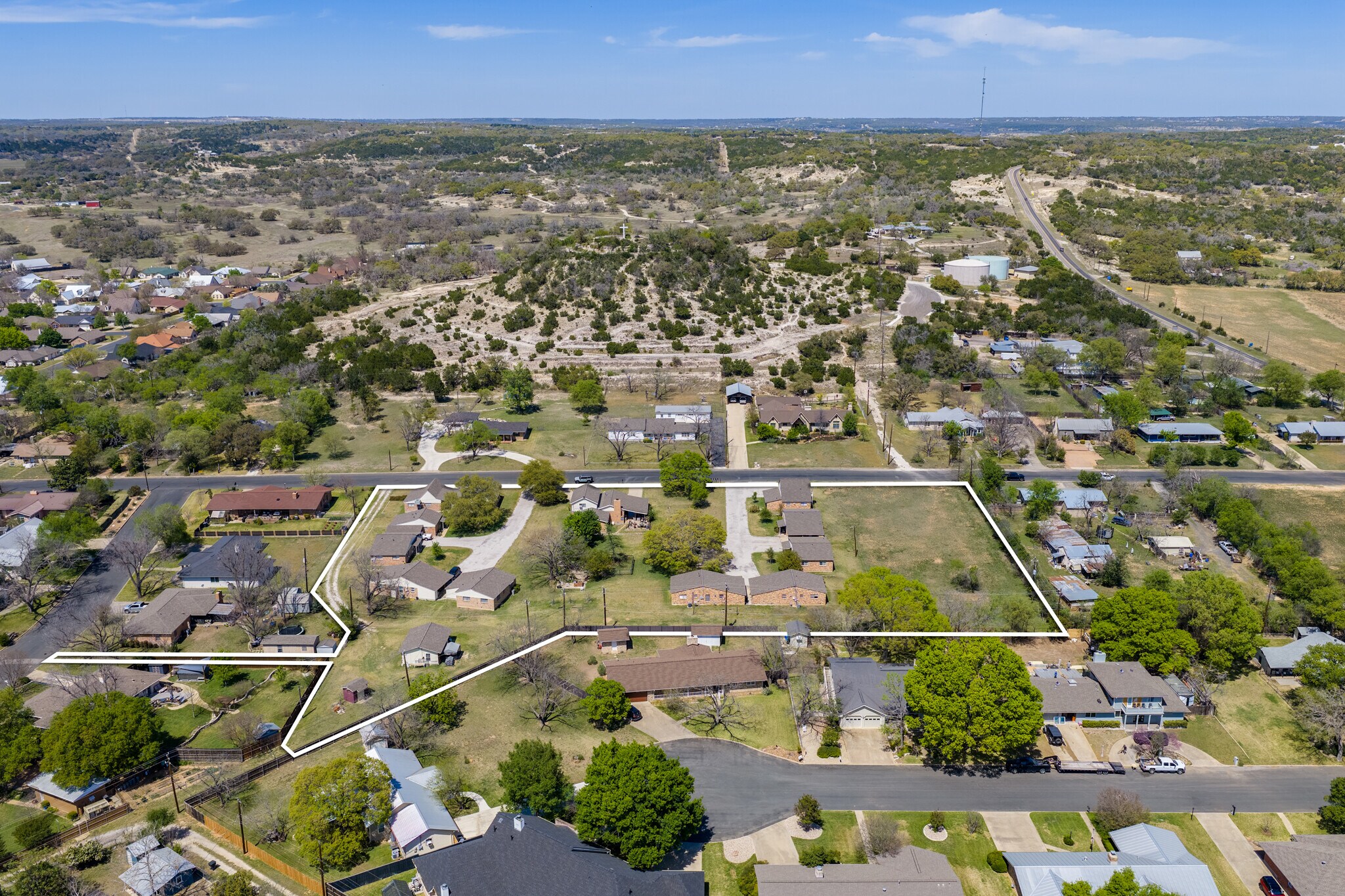 415 Cross Mountain Dr, Fredericksburg, TX à vendre Photo principale– Image 1 sur 10